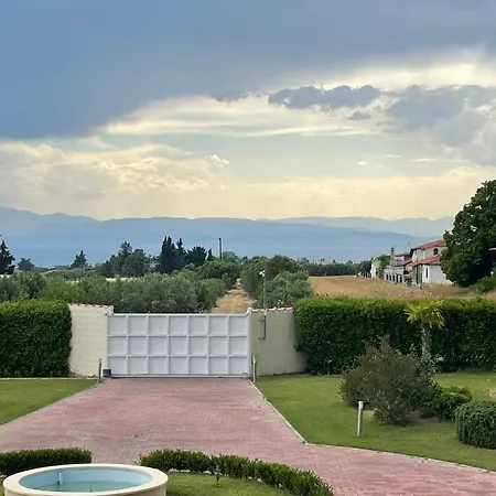 别墅 Pantelis Angelochorion